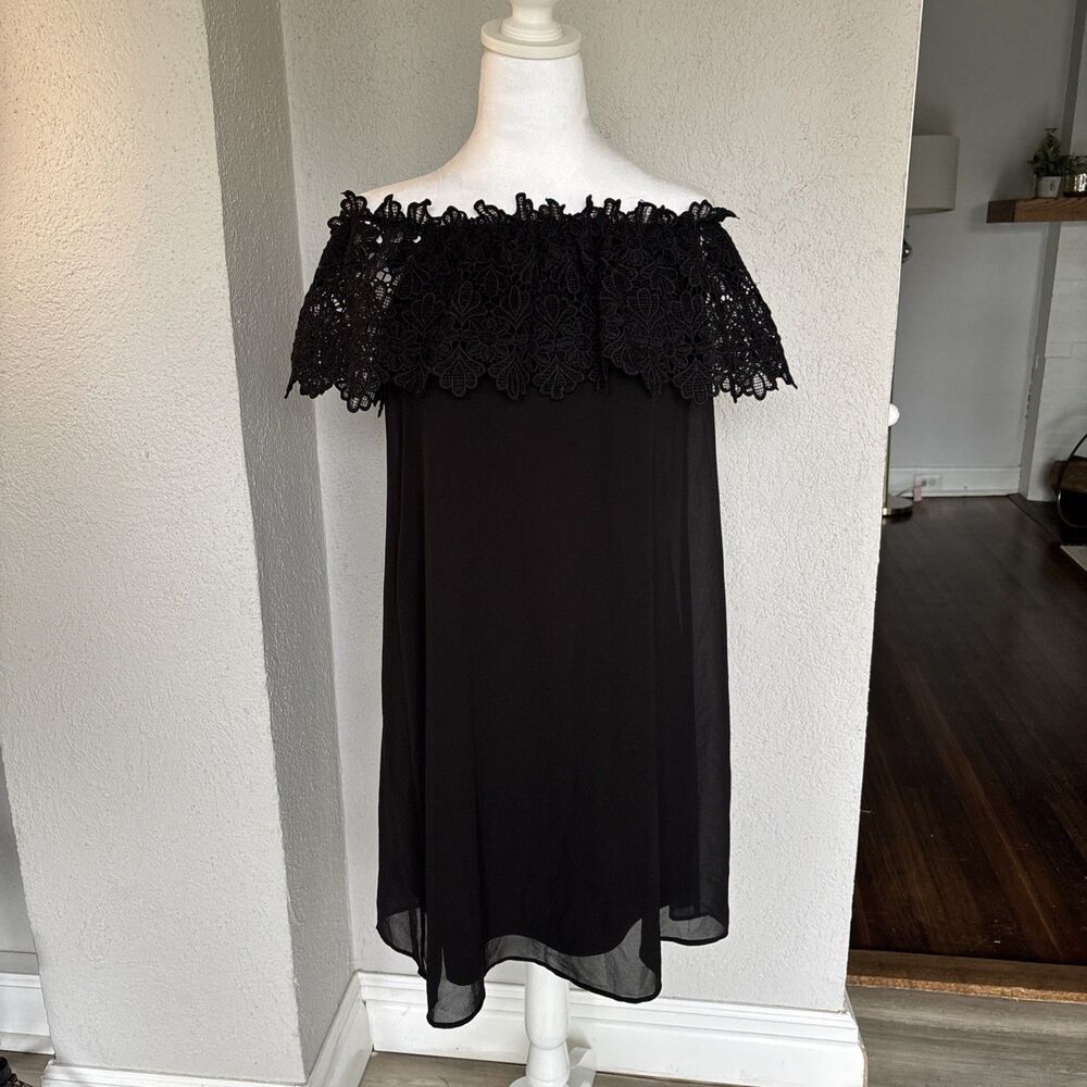 Eliza J Lace Off-The- Shoulder Black Short Dress Size 2 (runs big)